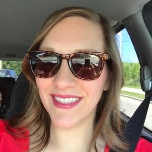 Meet your Posher, Leah